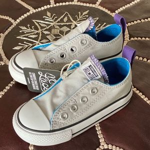 Converse Chuck Taylor toddler shoes size 6